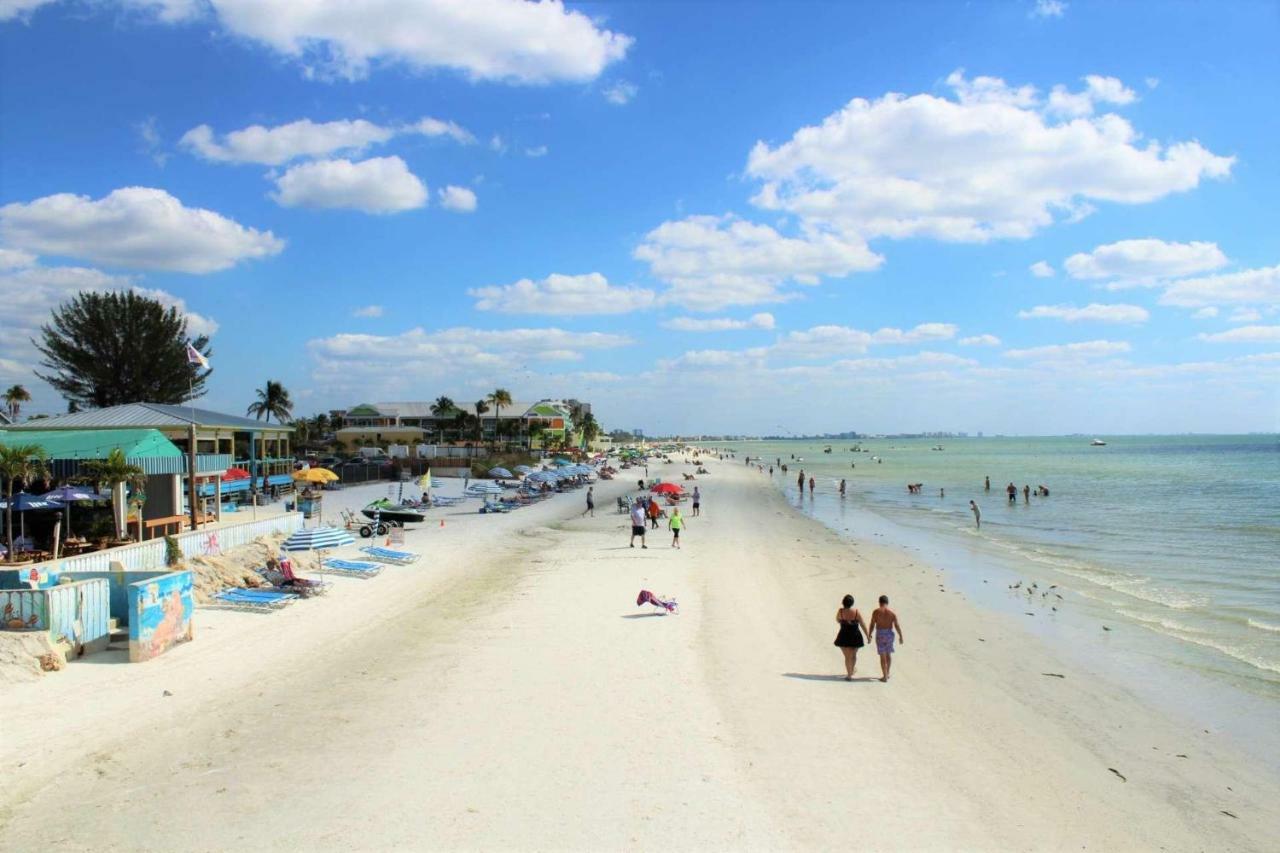 Estero Island Apartment With Boat Dock Fort Myers Beach Exterior photo
